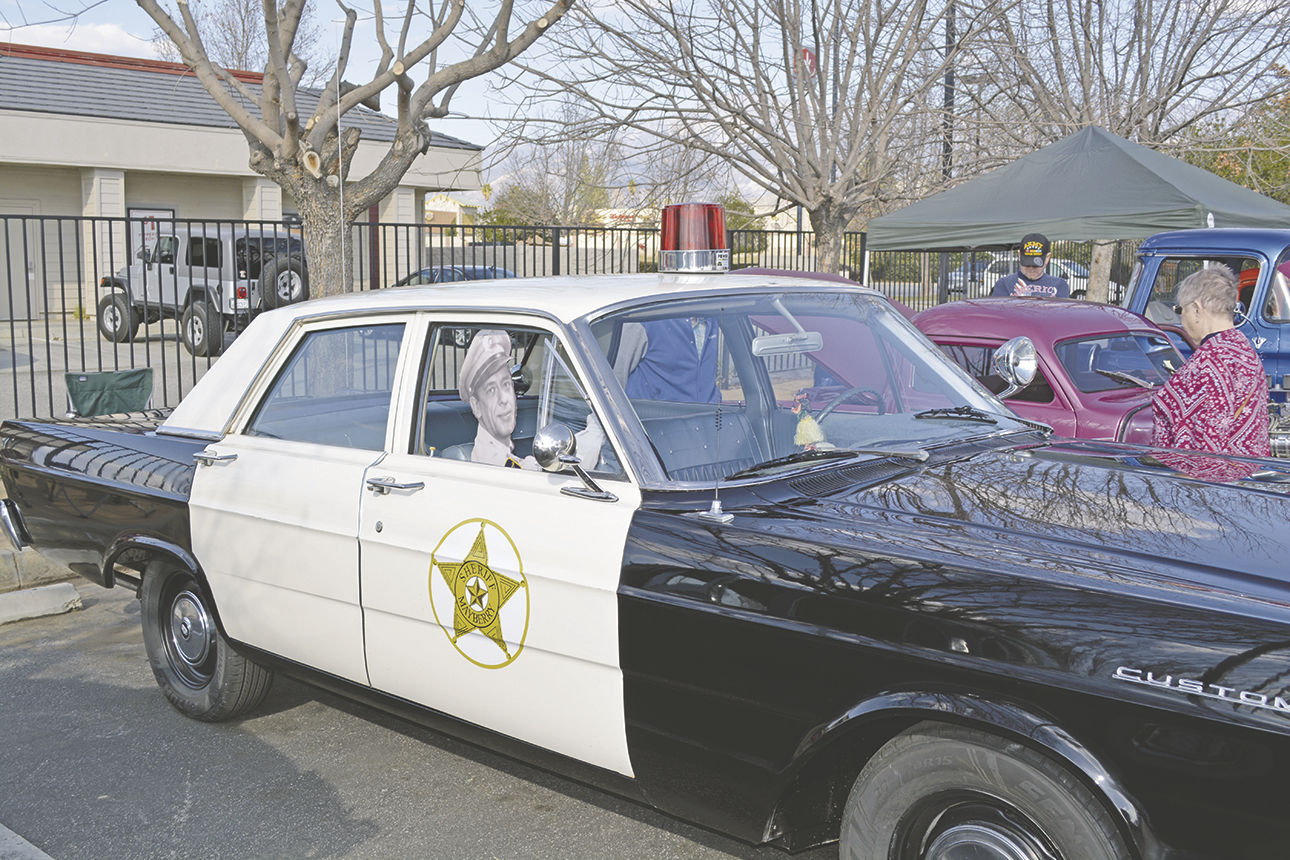Sweetheart Cruise at Bob’s draws a big crowd